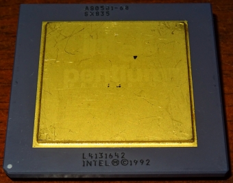 Intel Pentium 60 MHz CPU (Goldcap) A80501-60 sSpec: SX835, Malay 1992